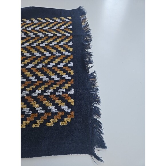 Vtg YSL Yves Saint Laurent For  Fieldcrest Bath Hand Towel Funky Groovy Fun - Picture 8 of 9